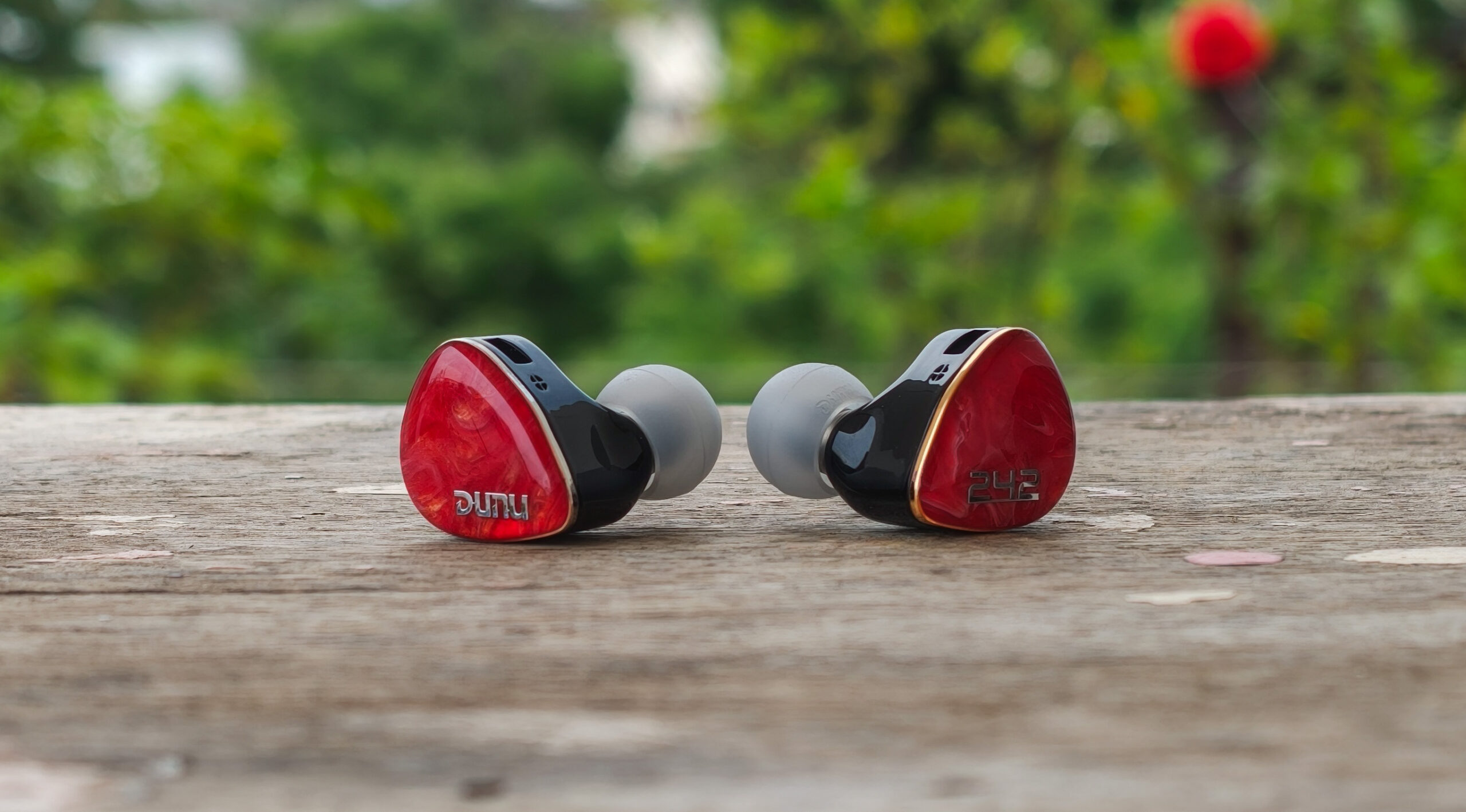 DUNU 242 有線イヤホン Amazon.co.jp: HiFiGo有線 イヤホン モニターイヤホン イヤモニ DUNU