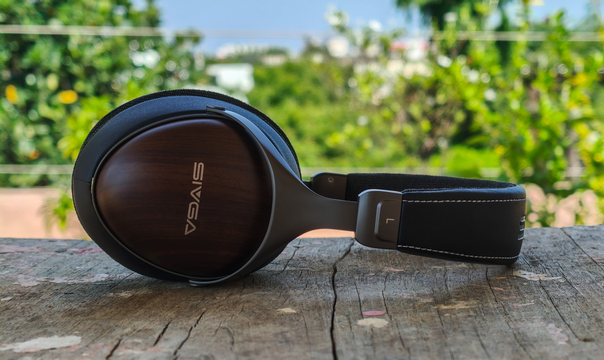Monster Miles Davis Tribute Review | The Headphone List