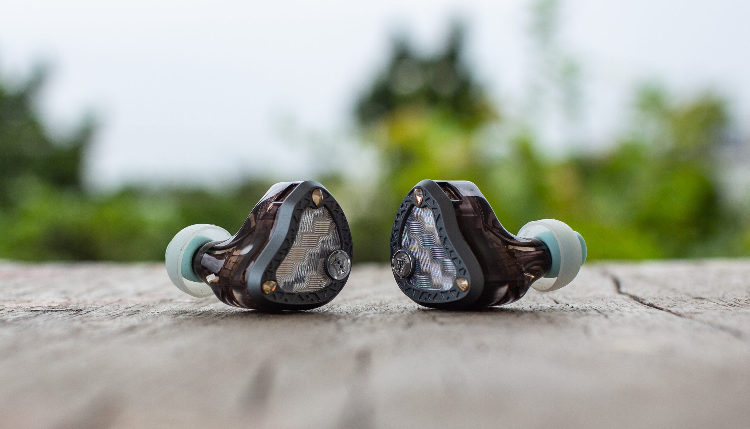 Ultimate Ears Super.Fi 5 EB | The Headphone List