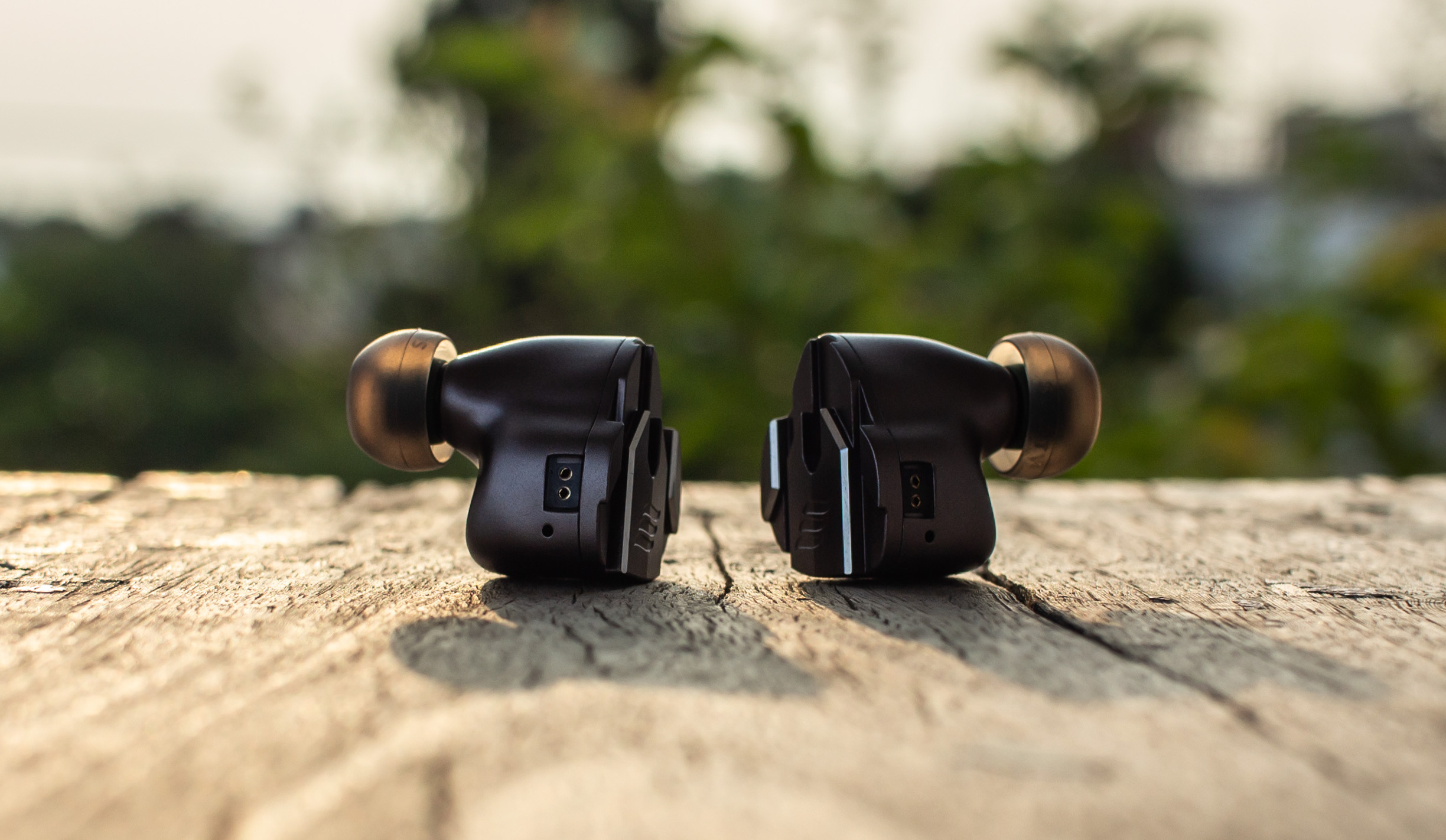 AKG K3003 / K3003i Review | The Headphone List